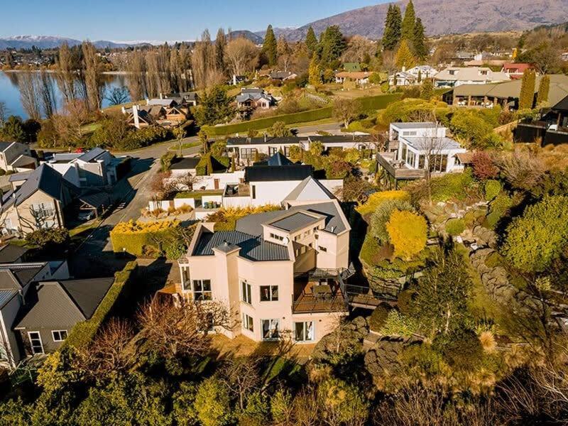 Lake View Villa Wanaka Exterior photo